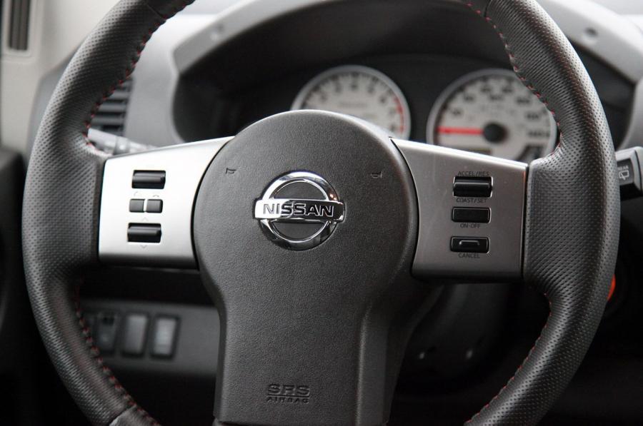  Nissan Xterra Pro-4X 2011 года  (фото 19 из 50)